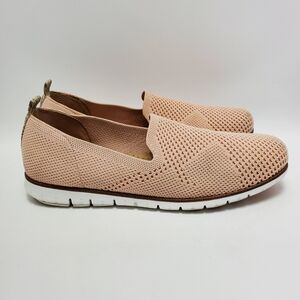 White Mountain Belief Blush Slip On Flat Sneakers Shoes Size 8.5